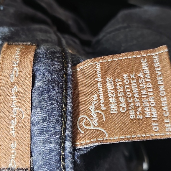 Paige Blue Heights Skinny Frayed Ankle Low Waisted Jeans Size 28 - Picture 3 of 7